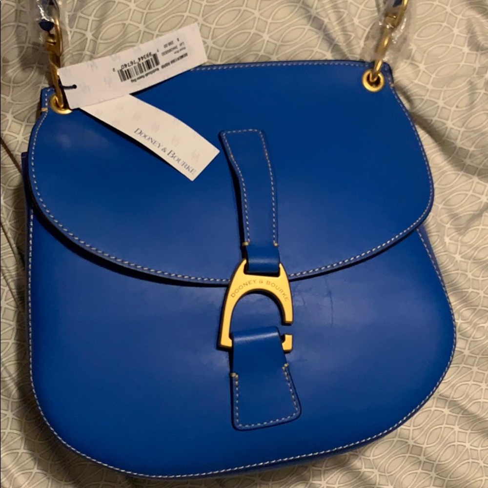 Dooney and Bourke EMERSON NORTH SOUTH REESE bag.